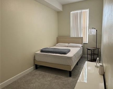 2015 Grand Oak Drive - Photo Thumbnail 22