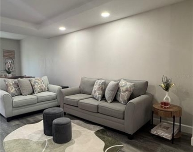 2015 Grand Oak Drive - Photo Thumbnail 8