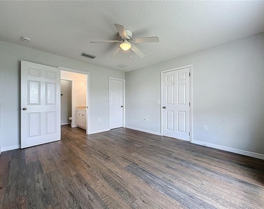424 Danube Way - Photo Thumbnail 15