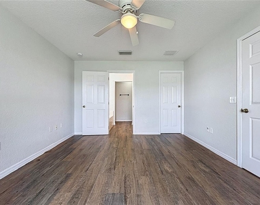 424 Danube Way - Photo Thumbnail 16