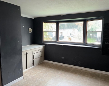 25 Sunset Circle - Photo Thumbnail 2