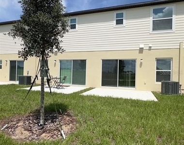 3879 Academia Avenue - Photo Thumbnail 18