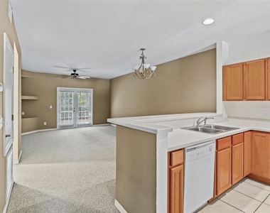 231 Ne 28th Avenue - Photo Thumbnail 4