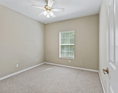 231 Ne 28th Avenue - Photo Thumbnail 18