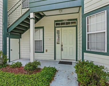 231 Ne 28th Avenue - Photo Thumbnail 2