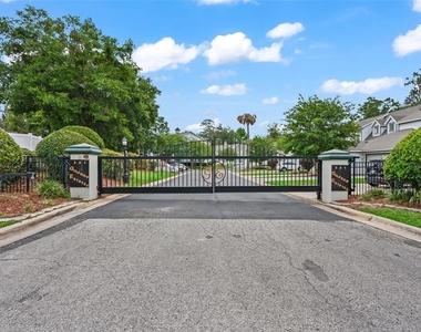 231 Ne 28th Avenue - Photo Thumbnail 24
