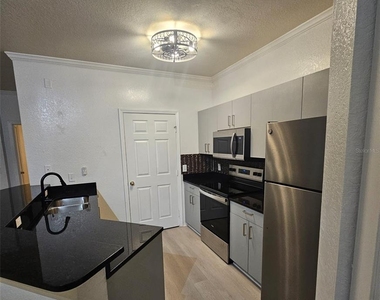 3621 Conroy Road - Photo Thumbnail 2