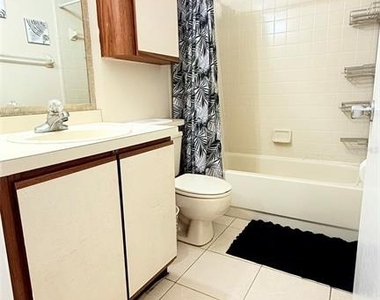 3101 Tadpole Court - Photo Thumbnail 13