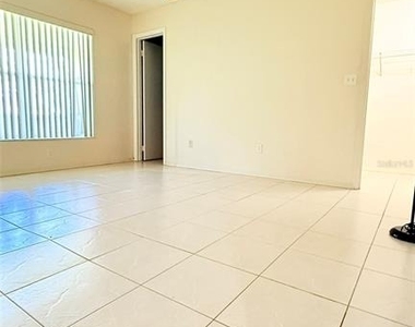 3101 Tadpole Court - Photo Thumbnail 15