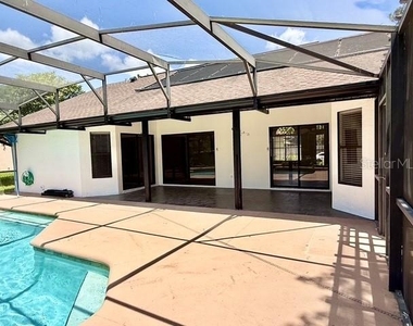 553 Walnut Grove Place - Photo Thumbnail 29