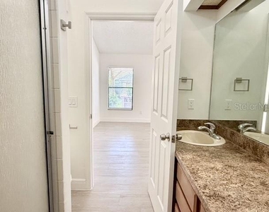 553 Walnut Grove Place - Photo Thumbnail 18