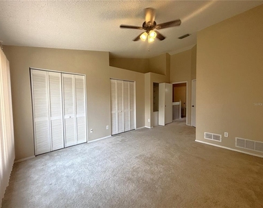 6235 Bayside Key Drive - Photo Thumbnail 7