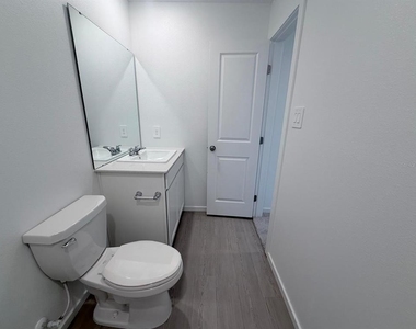 1207 Orion Street - Photo Thumbnail 18