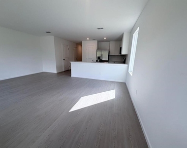 1207 Orion Street - Photo Thumbnail 8