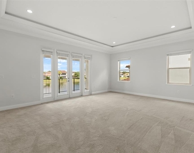10511 Royal Cypress Way - Photo Thumbnail 29