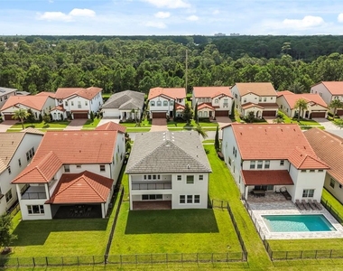 10511 Royal Cypress Way - Photo Thumbnail 59