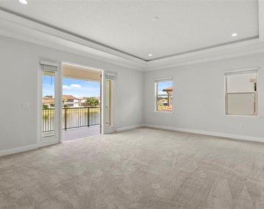 10511 Royal Cypress Way - Photo Thumbnail 32
