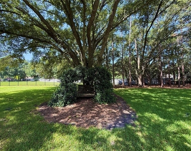 124 Estates Circle - Photo Thumbnail 25