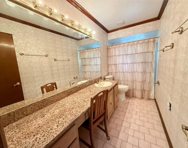 124 Estates Circle - Photo Thumbnail 20