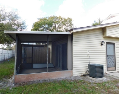 1118 Spring Meadow Drive - Photo Thumbnail 15