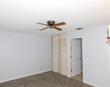 1118 Spring Meadow Drive - Photo Thumbnail 3