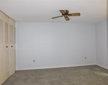 1118 Spring Meadow Drive - Photo Thumbnail 13