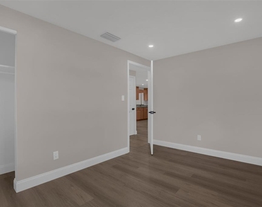 518 Lavon Drive - Photo Thumbnail 17