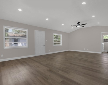 518 Lavon Drive - Photo Thumbnail 15