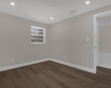 518 Lavon Drive - Photo Thumbnail 22