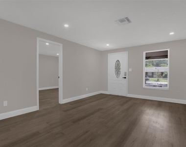 518 Lavon Drive - Photo Thumbnail 5