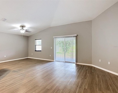 225 Bella Verano Way - Photo Thumbnail 14