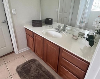 4024 Breakview Drive - Photo Thumbnail 46