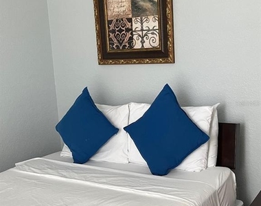 4024 Breakview Drive - Photo Thumbnail 19