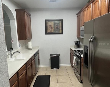 4024 Breakview Drive - Photo Thumbnail 9