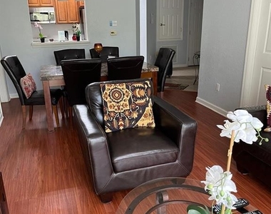4024 Breakview Drive - Photo Thumbnail 7