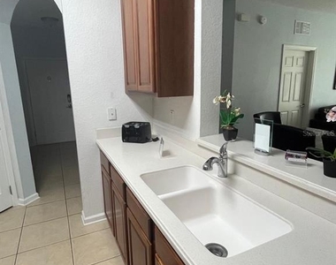 4024 Breakview Drive - Photo Thumbnail 10