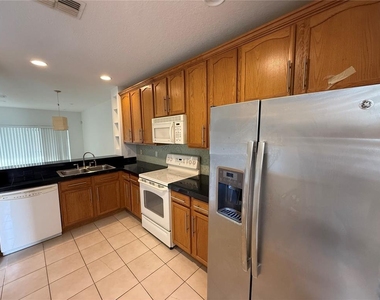 3549 Wilshire Way Road - Photo Thumbnail 3