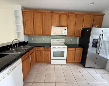 3549 Wilshire Way Road - Photo Thumbnail 2