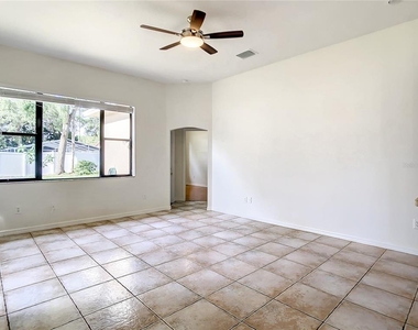 2811 Branch Creek Avenue - Photo Thumbnail 14
