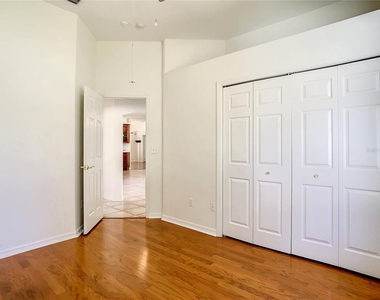 2811 Branch Creek Avenue - Photo Thumbnail 20