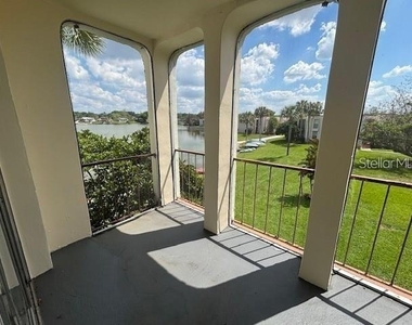 528 Orange Drive - Photo Thumbnail 13