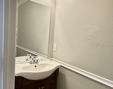2300 The Oaks Boulevard - Photo Thumbnail 19