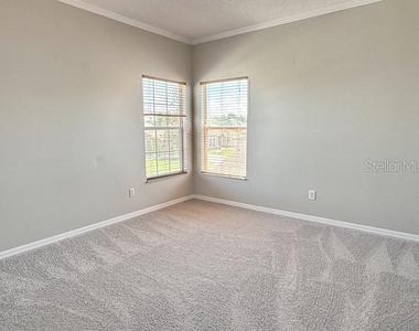 2300 The Oaks Boulevard - Photo Thumbnail 44