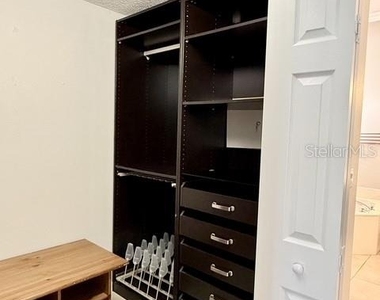2300 The Oaks Boulevard - Photo Thumbnail 23