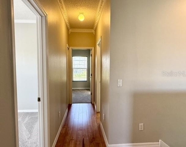 2300 The Oaks Boulevard - Photo Thumbnail 34