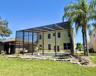 2300 The Oaks Boulevard - Photo Thumbnail 50