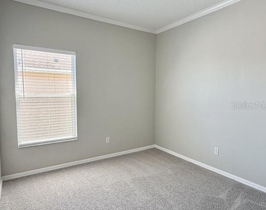 2300 The Oaks Boulevard - Photo Thumbnail 40