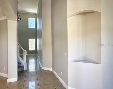 2300 The Oaks Boulevard - Photo Thumbnail 5