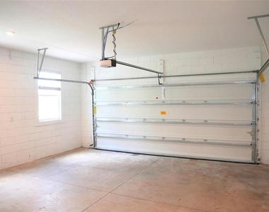 12439 Shipwatch Street - Photo Thumbnail 16