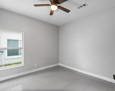 2997 Cedar Glen Place - Photo Thumbnail 13